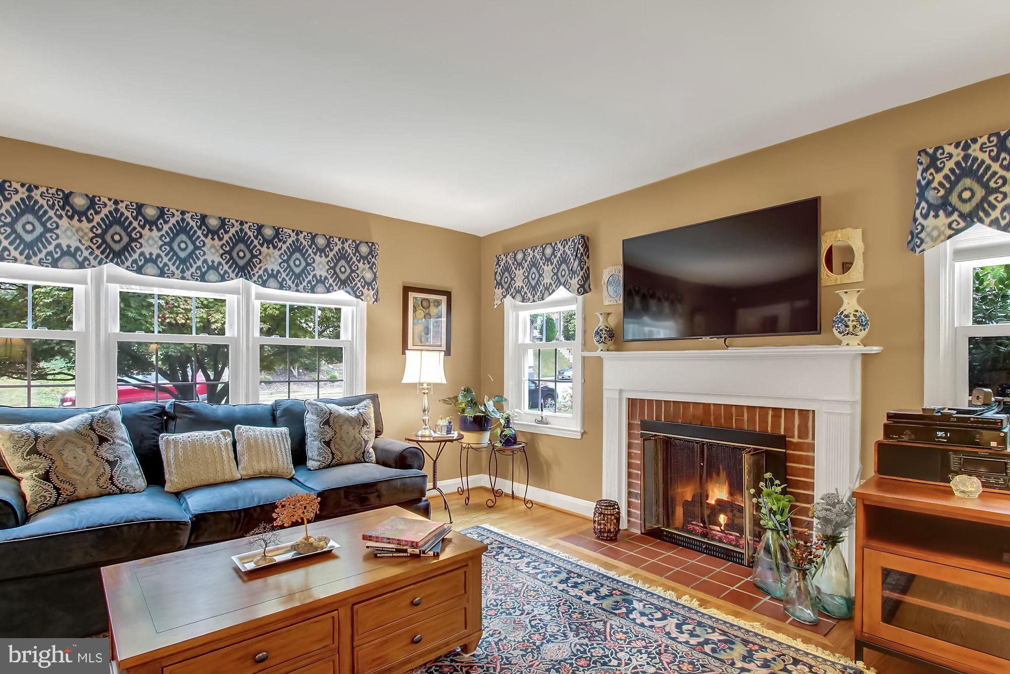8159 Glen Gary Road Towson, MD 21286 - Photo 12 of 48 Remote activated gas fireplace