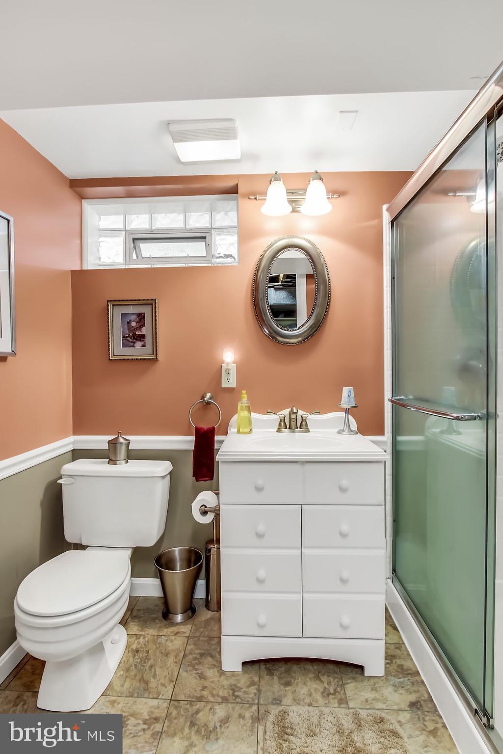 8159 Glen Gary Road Towson, MD 21286 - Photo 38 of 48 Second full updated bathroom