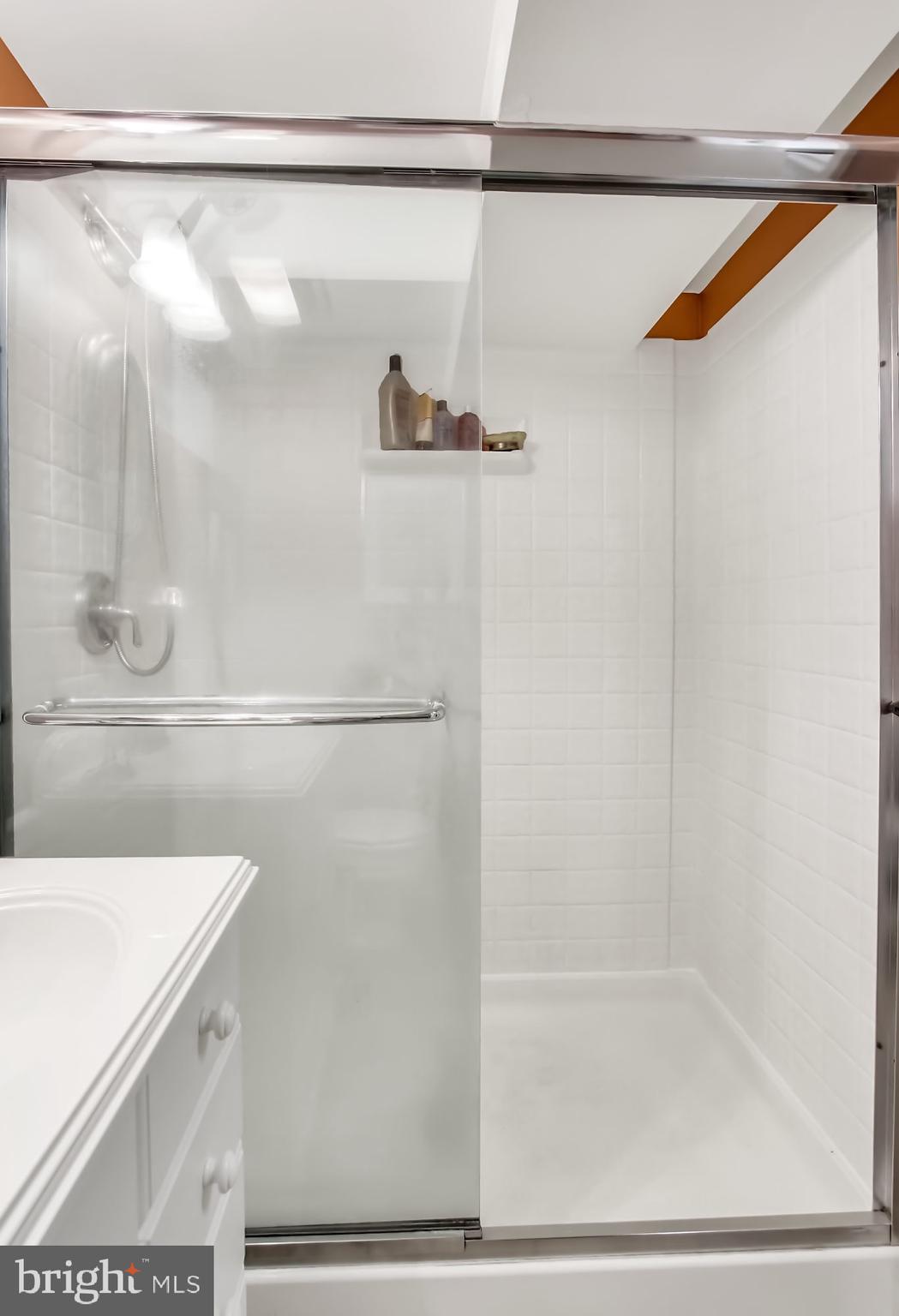 8159 Glen Gary Road Towson, MD 21286 - Photo 39 of 48 Over-sized shower w/glass doors