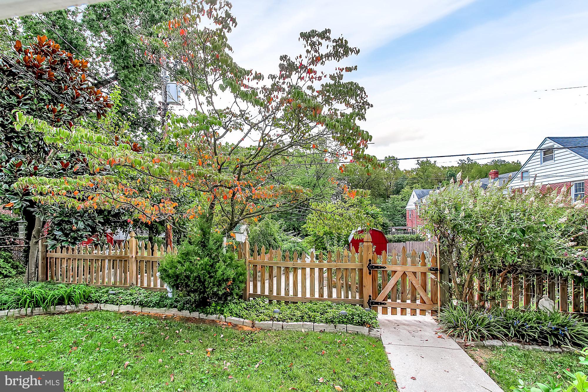 8159 Glen Gary Road Towson, MD 21286 - Photo 43 of 48 Fenced rear yard w/shed