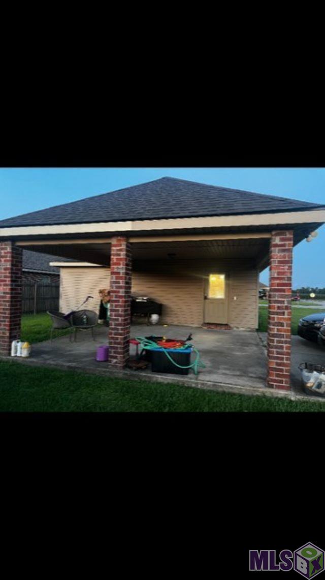 198 Landmark Drive Raceland, LA 70394 - Photo 2 of 4