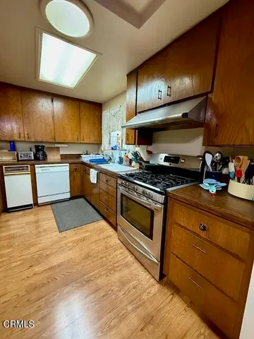 a view of a storage & utility room