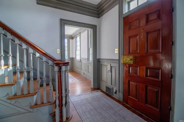 $199,900 | 242 Southeast Greenville Avenue, Winchester, IN 47394