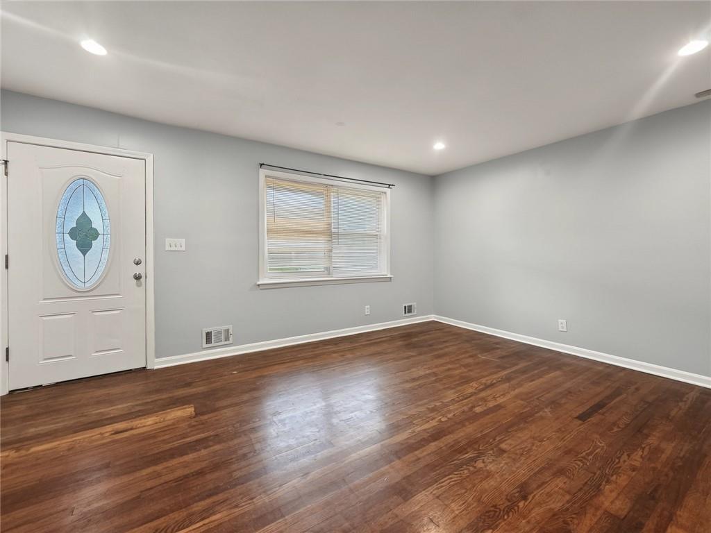 530 Allgood Road Stone Mountain, GA 30083 - Photo 5 of 25 Gallery Image 5