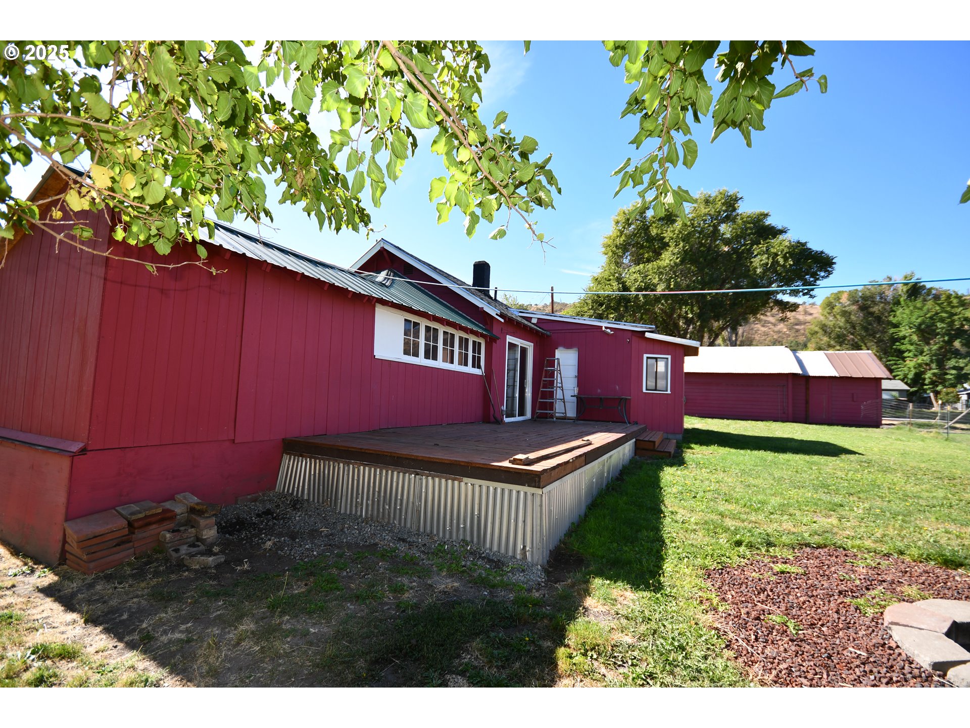 2829 West 9th Street The Dalles, OR 97058 - Photo 34 of 45