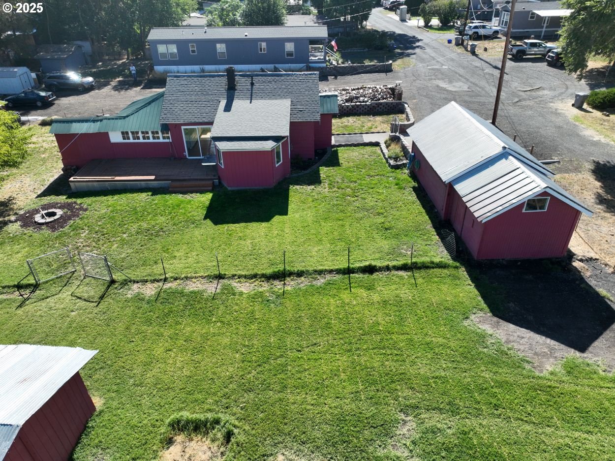 2829 West 9th Street The Dalles, OR 97058 - Photo 8 of 45 a aerial view of a house with a yard