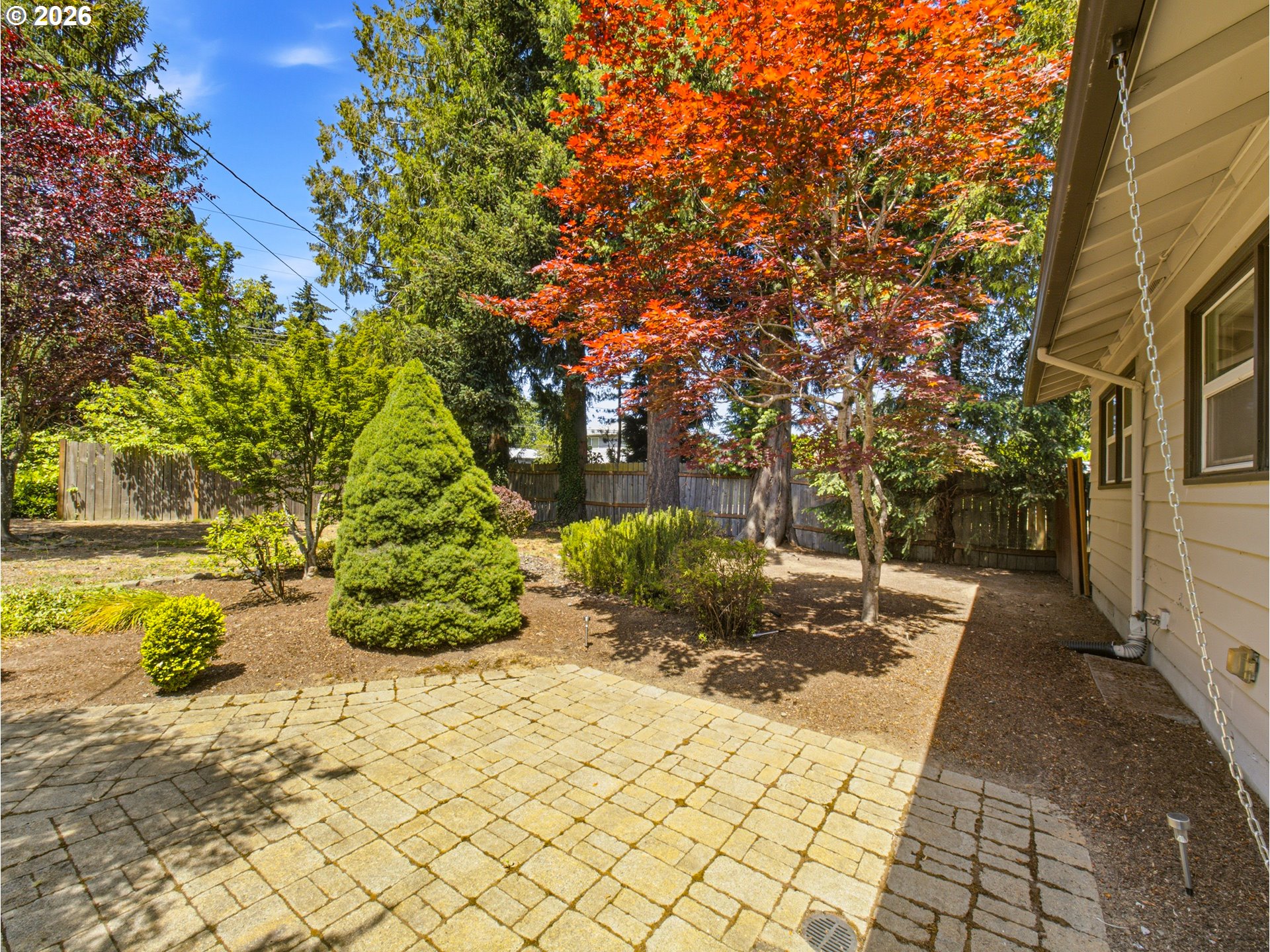 20310 Southwest Boones Ferry Road Tualatin, OR 97062 - Photo 7 of 48 Front Yard