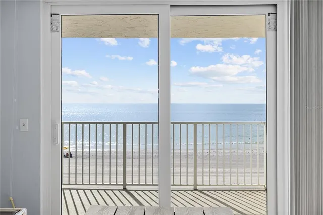 $699,900 | 18650 Gulf Boulevard, Unit 402, Indian Shores, FL 33785