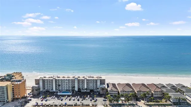 $699,900 | 18650 Gulf Boulevard, Unit 402, Indian Shores, FL 33785