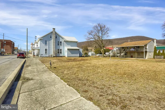 $164,000 | 641-645 Main Street, Lykens, PA 17048