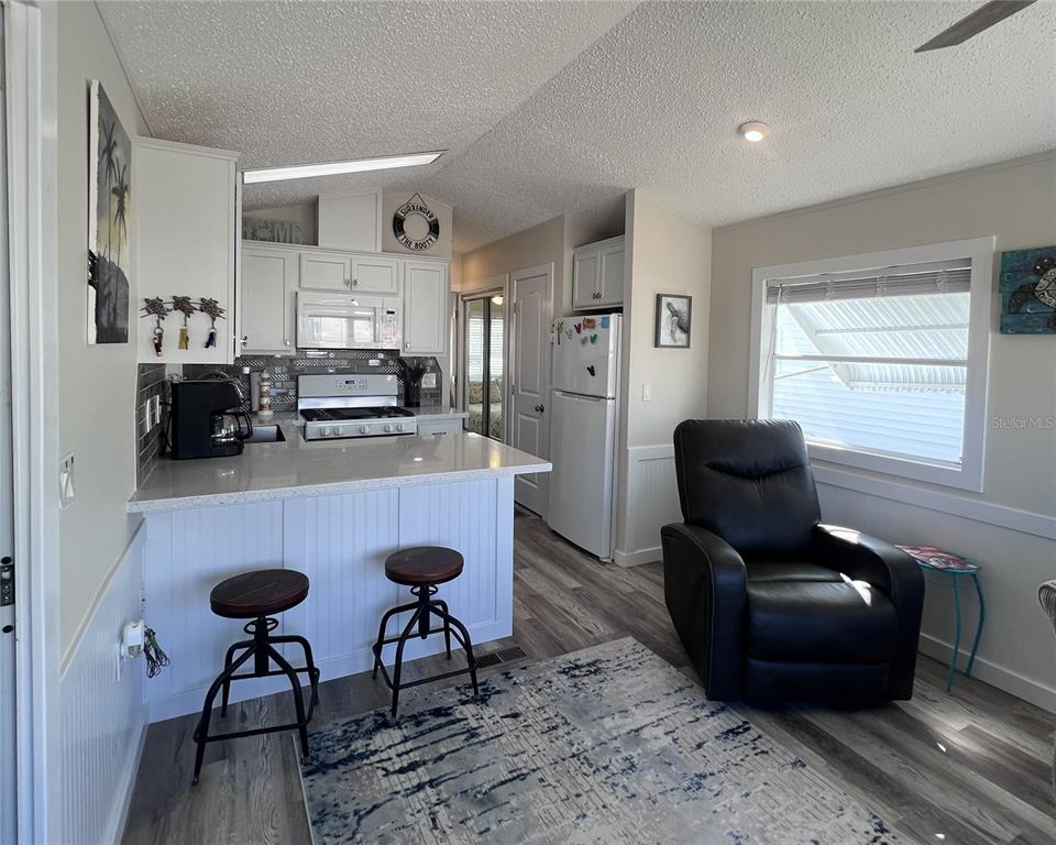 1107 Snook Punta Gorda, FL 33950 - Photo 9 of 32