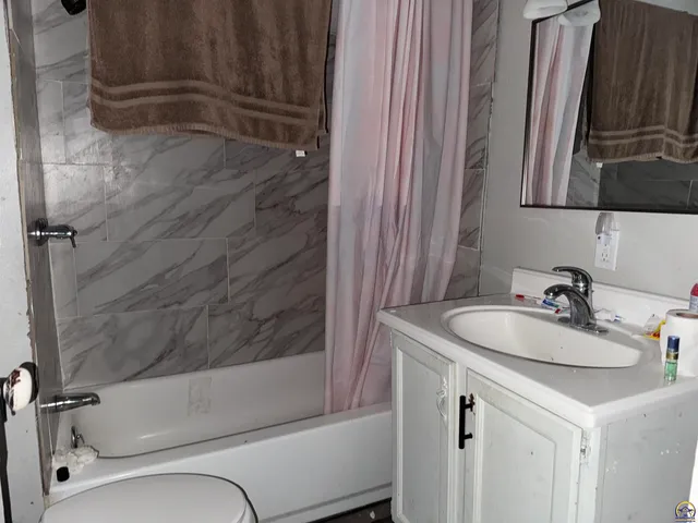 $37,200 | 402 Central Avenue, Denison, KS 66419