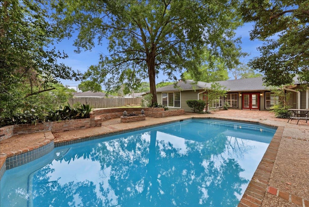 5590 Clinton Street Beaumont, TX 77706 - Photo 32 of 37