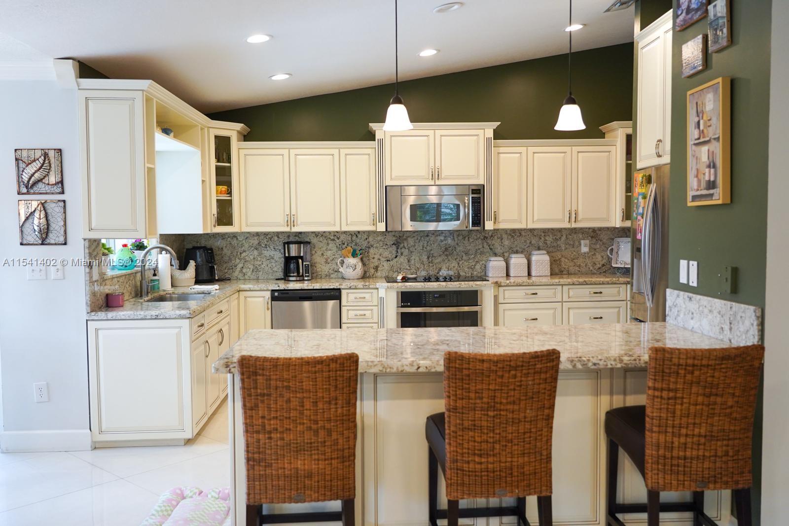 15420 Southwest 115th Terrace Miami, FL 33196 - Photo 11 of 31