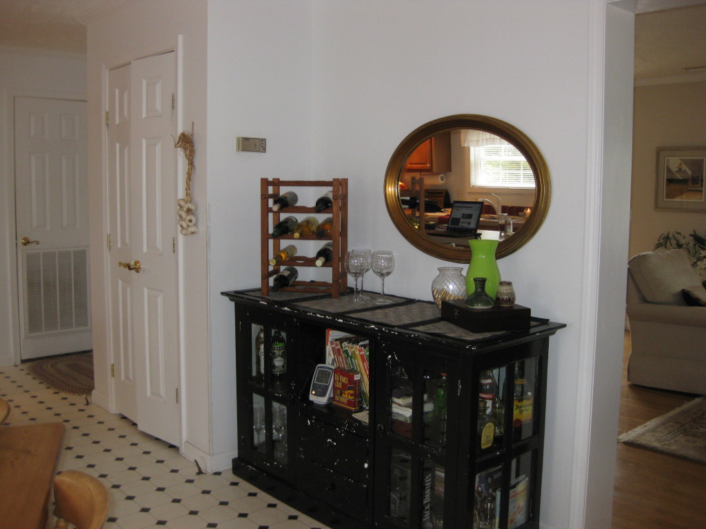 1410 Merriman Way Road Moneta, VA 24121 - Photo 6 of 43 Home! Dining Area Bar!