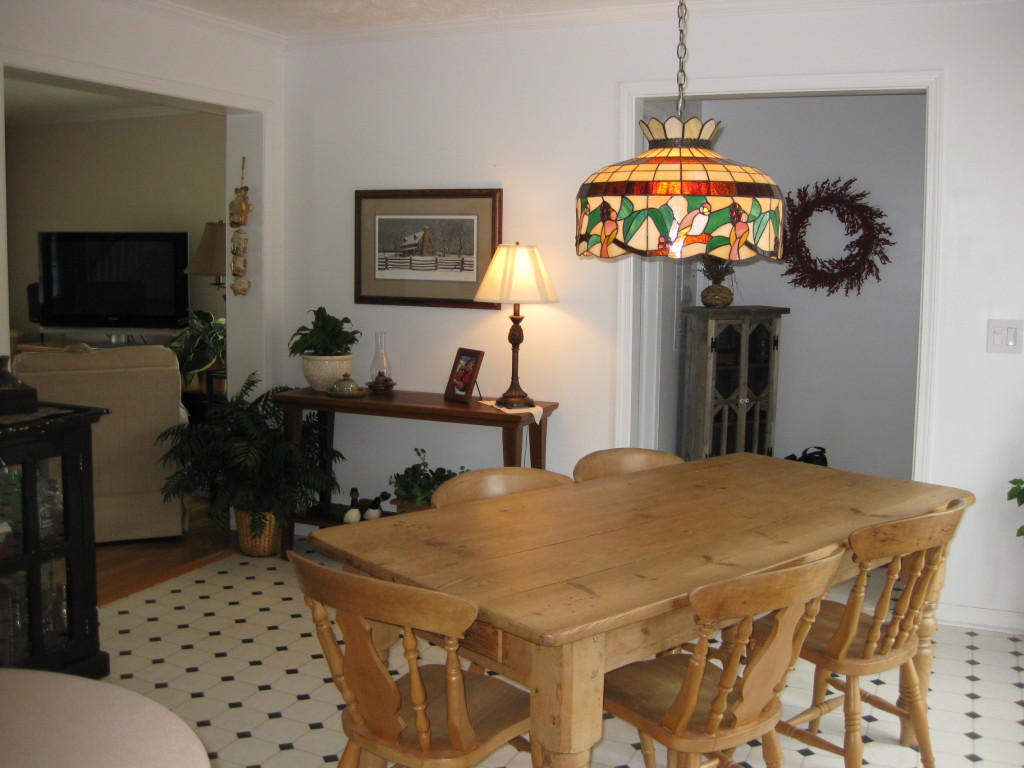 1410 Merriman Way Road Moneta, VA 24121 - Photo 9 of 43 Home! Dining Area!