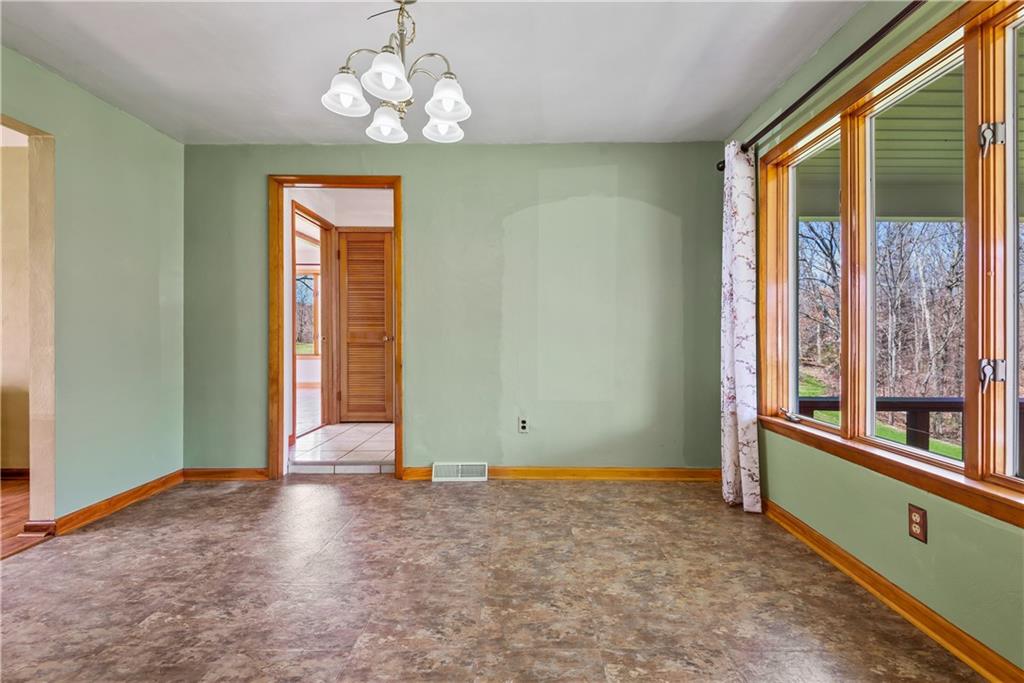 694 Mason Road Tarentum, PA 15084 - Photo 11 of 25