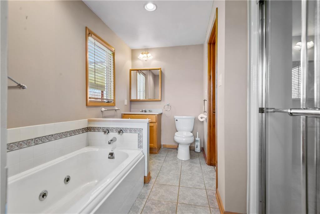 694 Mason Road Tarentum, PA 15084 - Photo 14 of 25