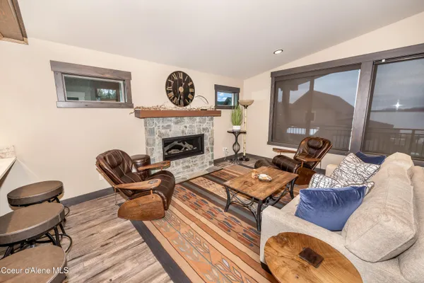 $1,573,000 | 96 Palouse Drive, Nordman, ID 83848