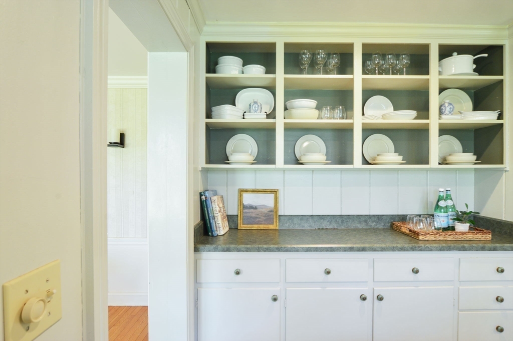 1656 Main Road Westport, MA 02790 - Photo 12 of 32 Gallery Image 12