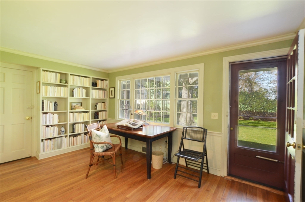 1656 Main Road Westport, MA 02790 - Photo 16 of 32 Gallery Image 16