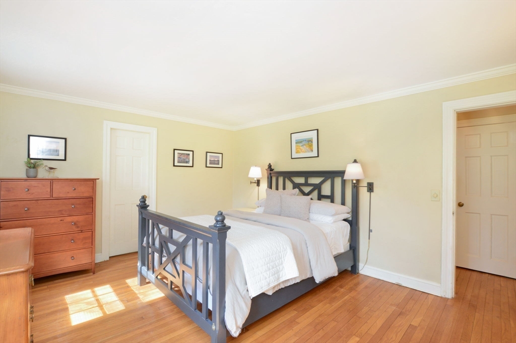 1656 Main Road Westport, MA 02790 - Photo 17 of 32 Gallery Image 17