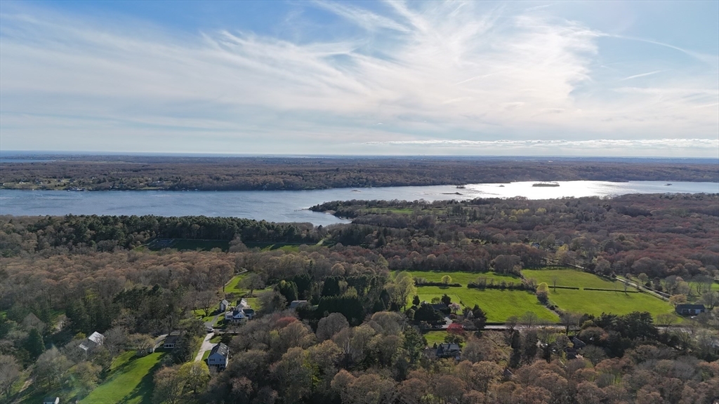 1656 Main Road Westport, MA 02790 - Photo 29 of 32 Gallery Image 29