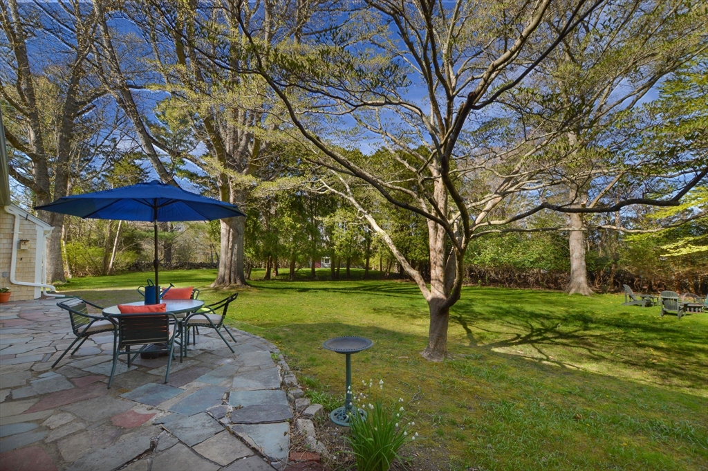 1656 Main Road Westport, MA 02790 - Photo 32 of 32 Gallery Image 32
