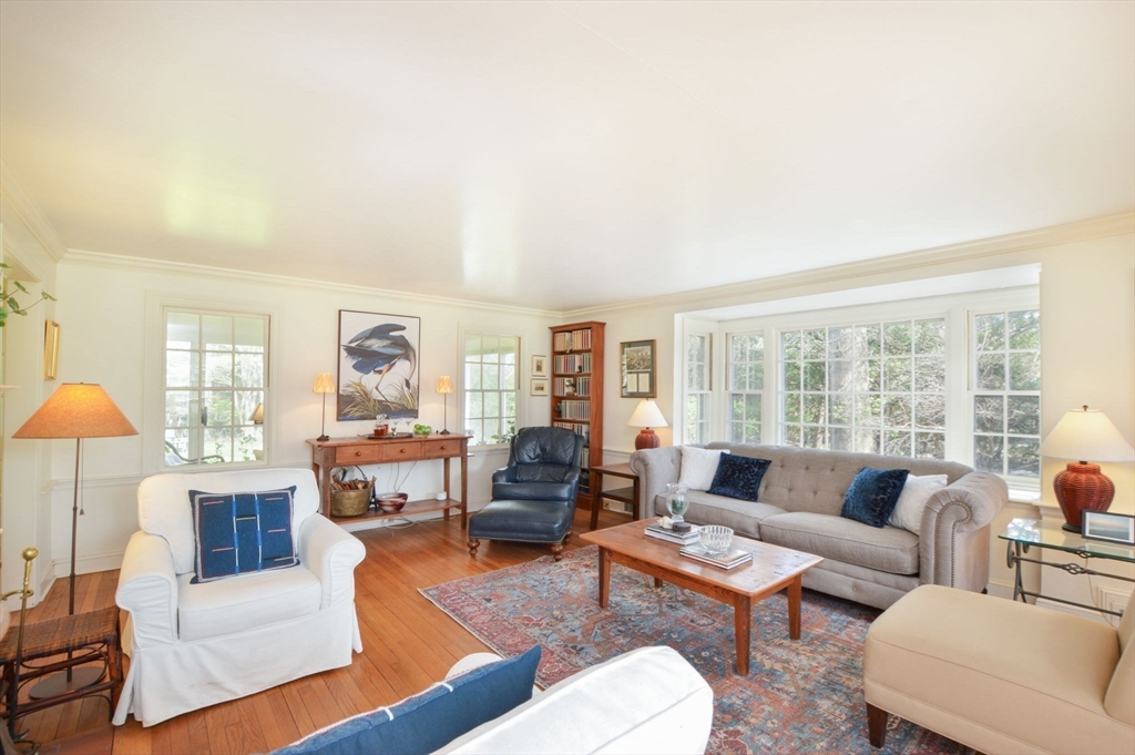 1656 Main Road Westport, MA 02790 - Photo 9 of 32 Gallery Image 9