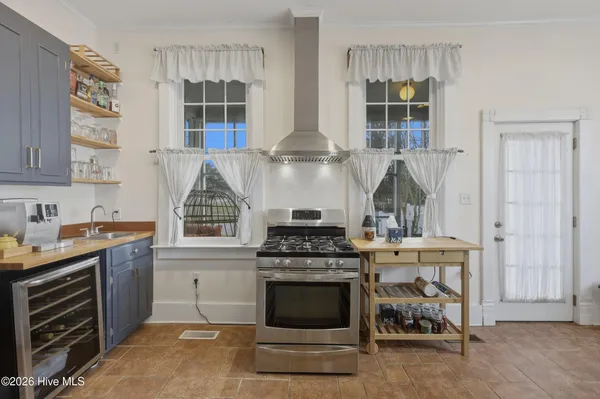 $465,000 | 501 North Broad Street, Edenton, NC 27932