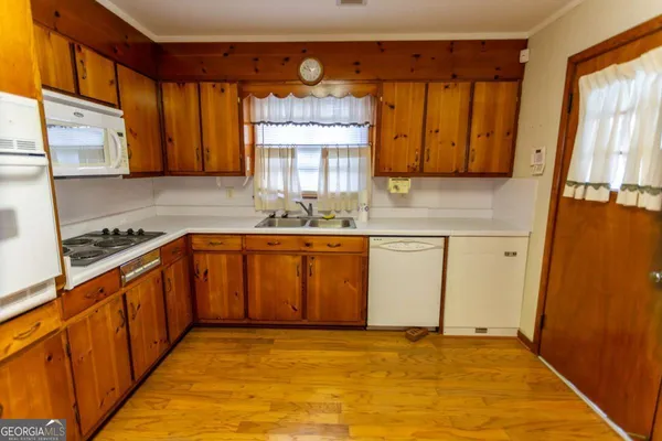 $198,000 | 4360 East River Road, Baxley, GA 31513