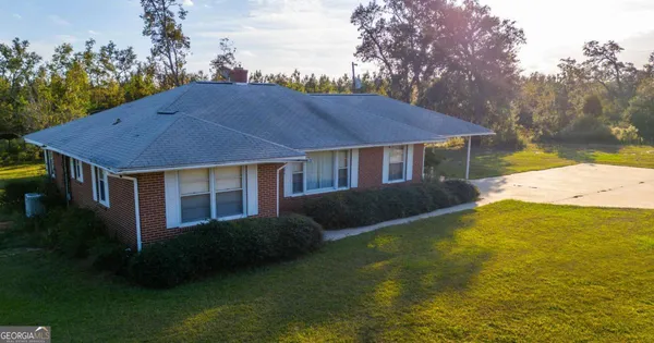 $198,000 | 4360 East River Road, Baxley, GA 31513