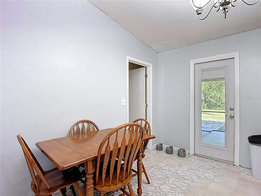 11340 Sally Road Dade City, FL 33525 - Photo 11 of 40 Gallery Image 11