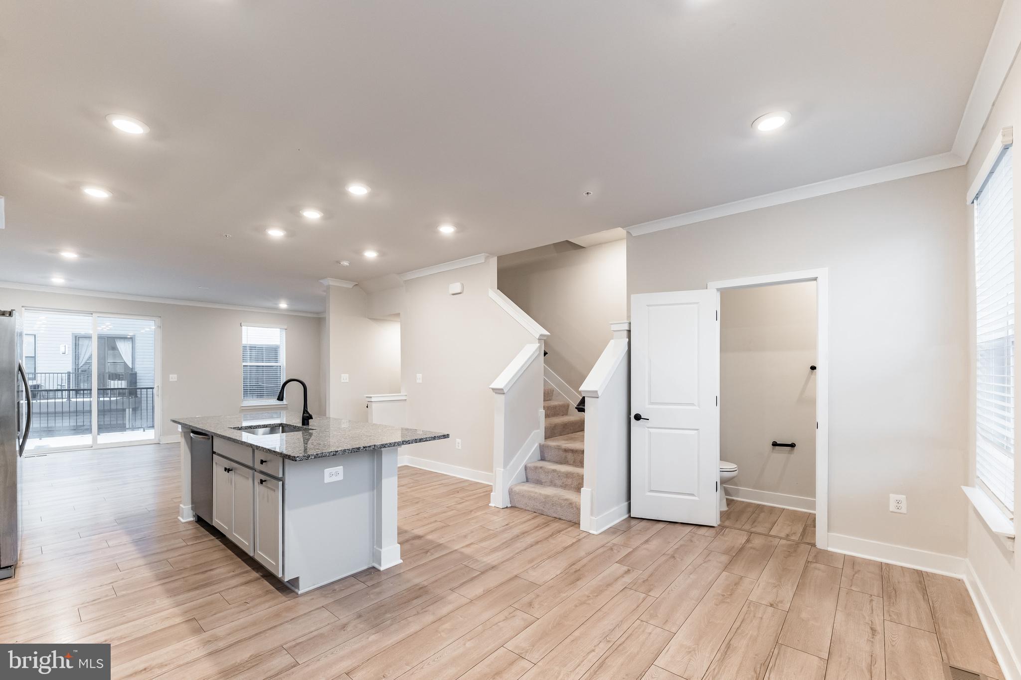 4404 Roland Heights Avenue Baltimore, MD 21211 - Photo 8 of 36