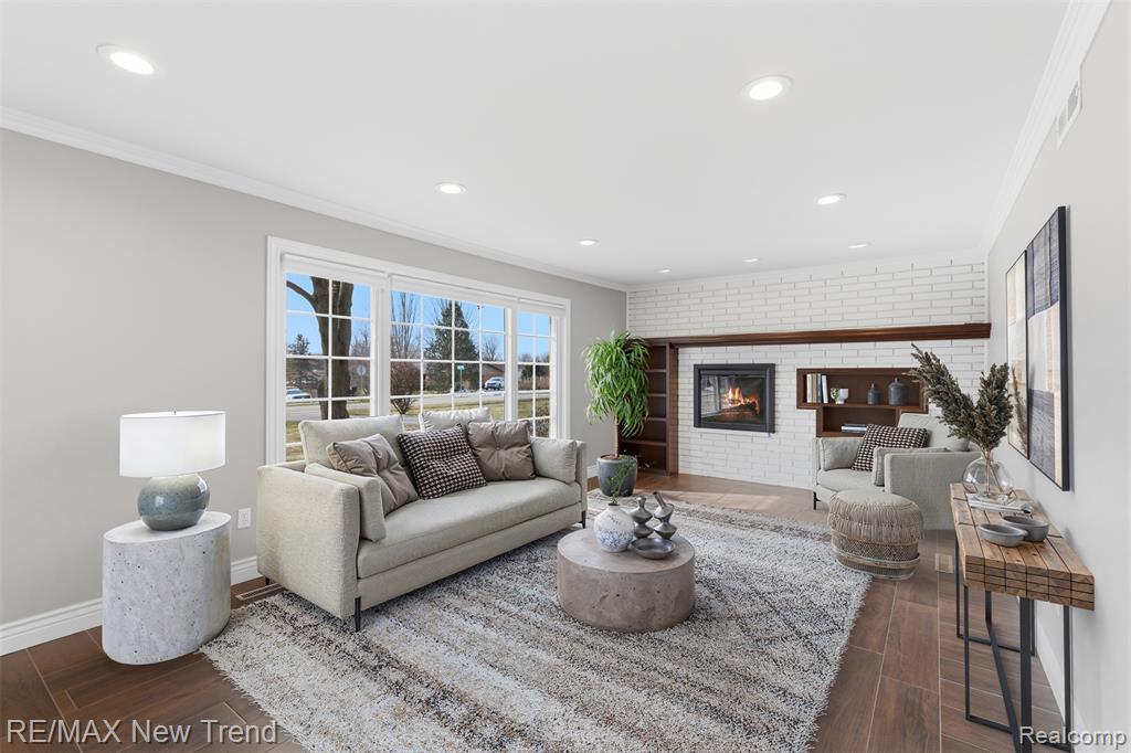 1043 Westview Road Bloomfield Hills, MI 48304 - Photo 8 of 43