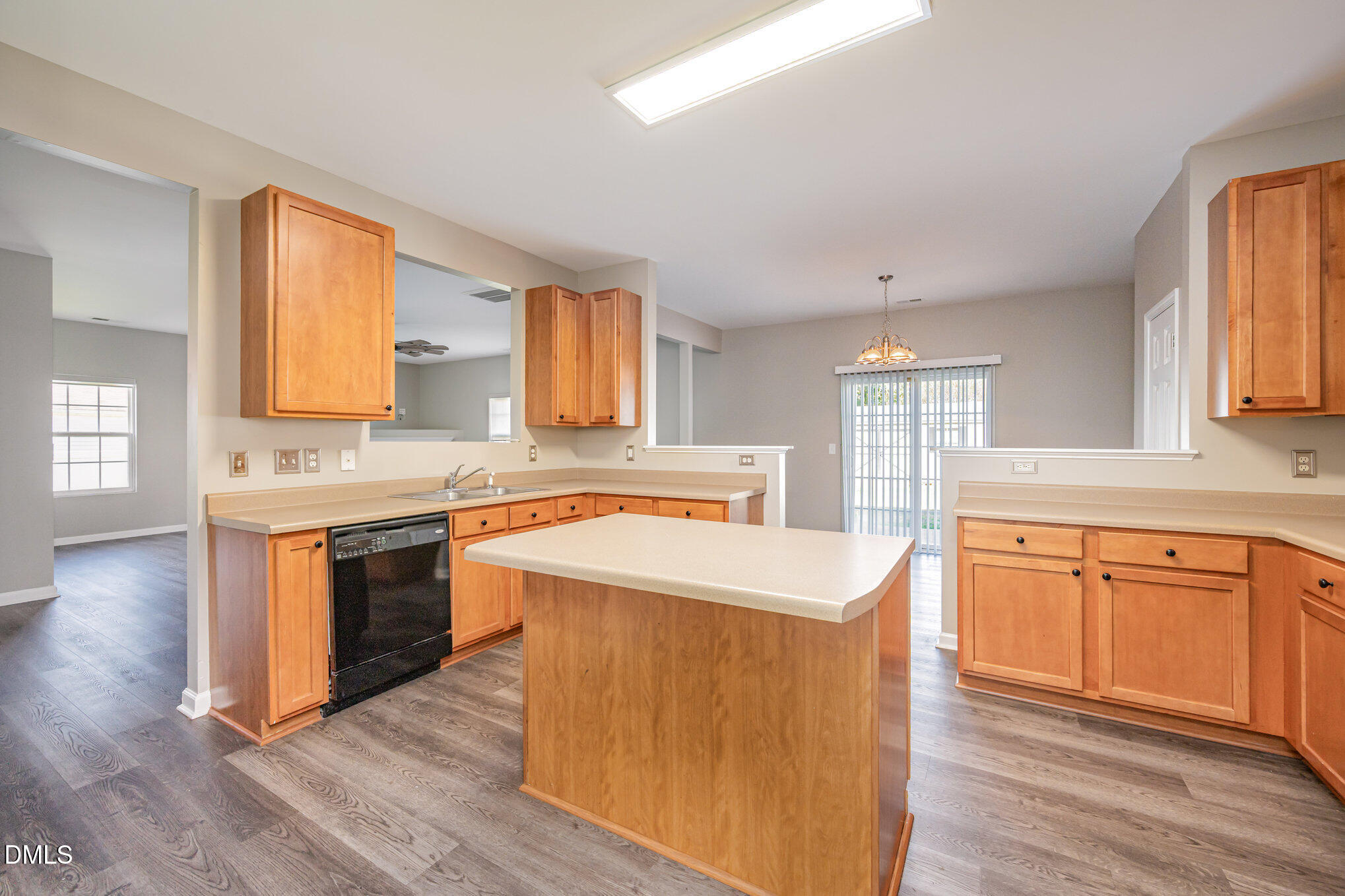 1508 Bancroft Court Graham, NC 27253 - Photo 9 of 33 a kitchen with stainless steel appliances granite countertop a sink stove and refrigerator