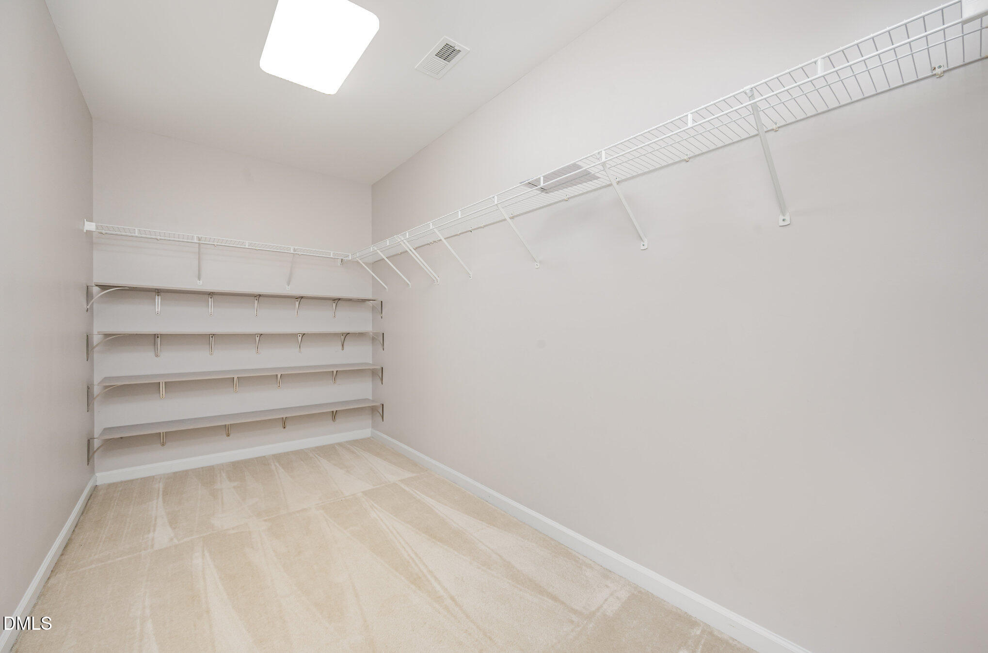 1508 Bancroft Court Graham, NC 27253 - Photo 17 of 33 a view of a room with shelf