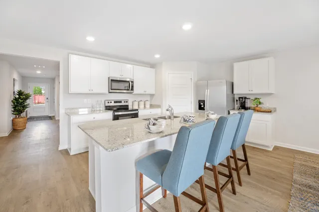 $2,600 | 1949 Tree Swallow Drive, Tallahassee, FL 32311