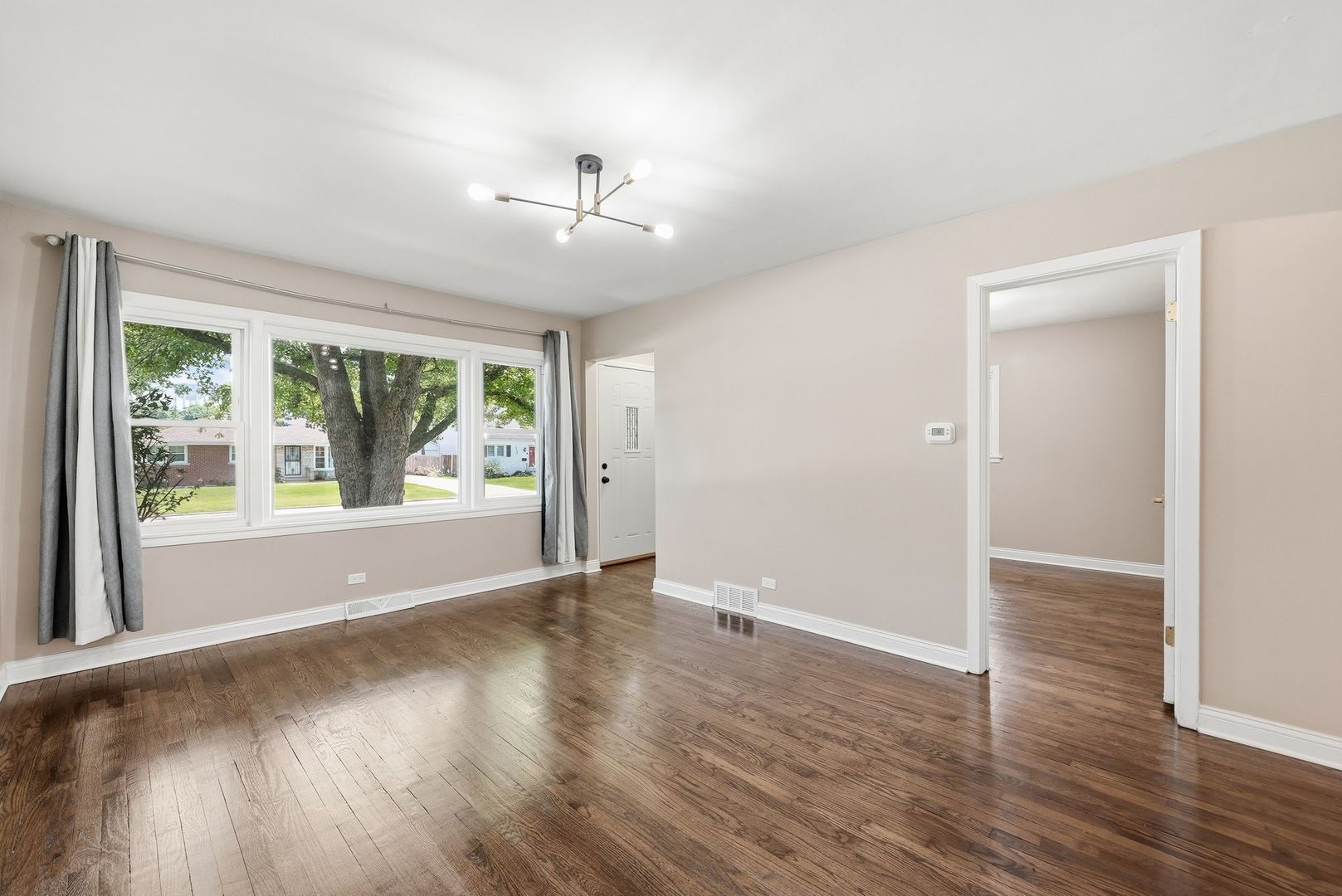 532 Clayton Road Hillside, IL 60162 - Photo 11 of 36