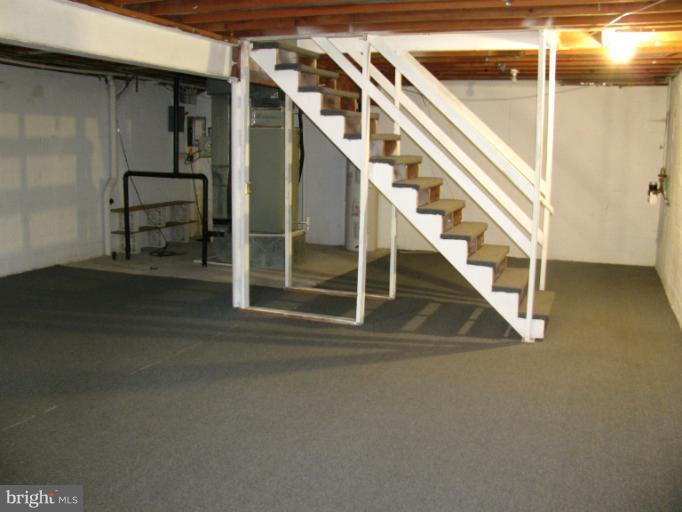 6172 Howells Road Alexandria, VA 22310 - Photo 16 of 30 Basement