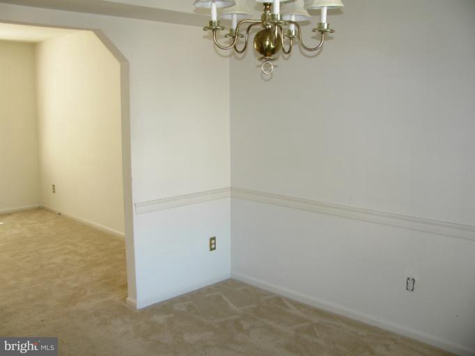 6172 Howells Road Alexandria, VA 22310 - Photo 18 of 30 Dining Room