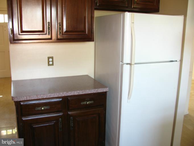 6172 Howells Road Alexandria, VA 22310 - Photo 6 of 30 Kitchen