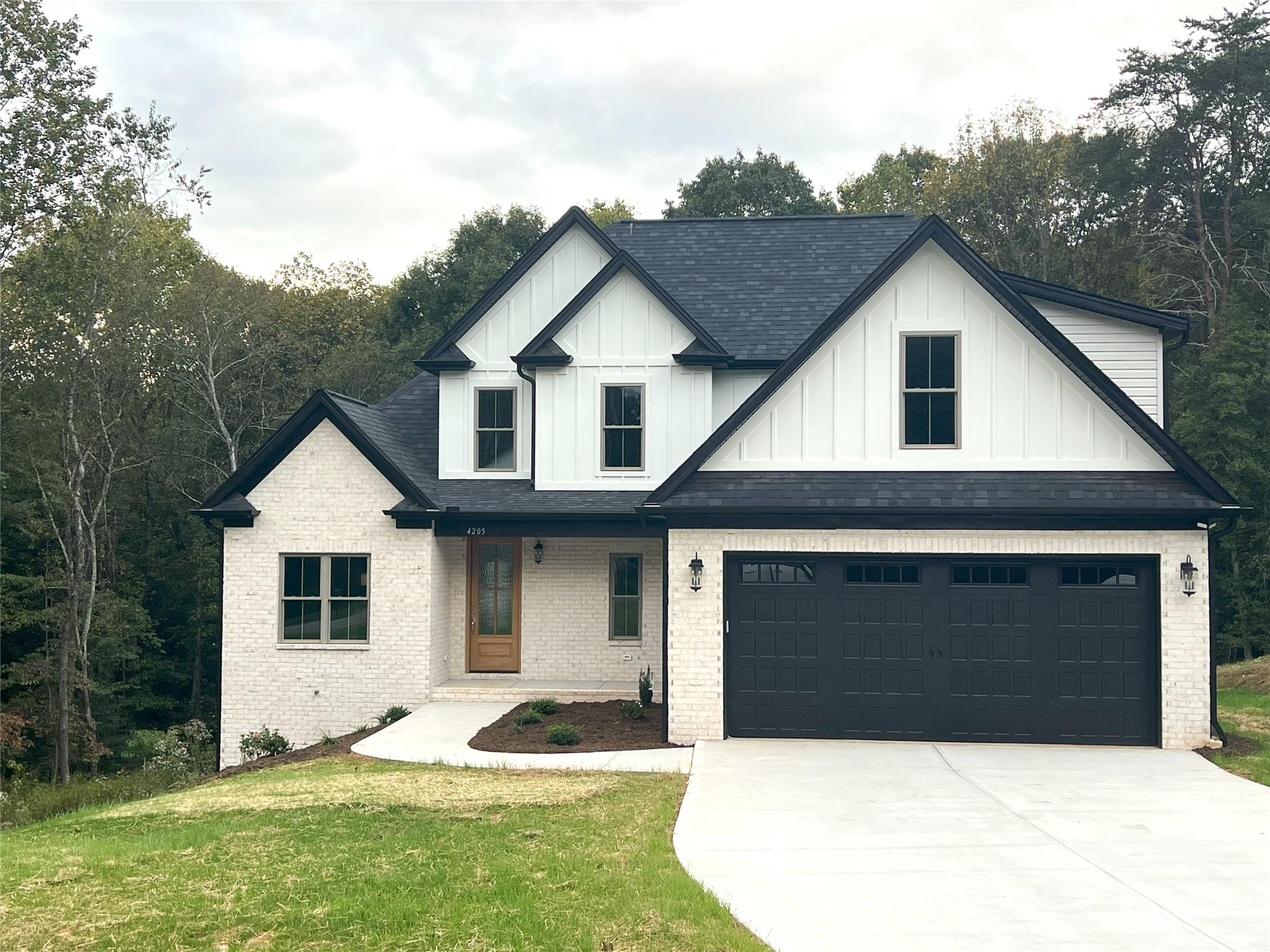 4205 9th Street Northeast Hickory, NC 28601 - Photo 1 of 46 Gallery Image 1