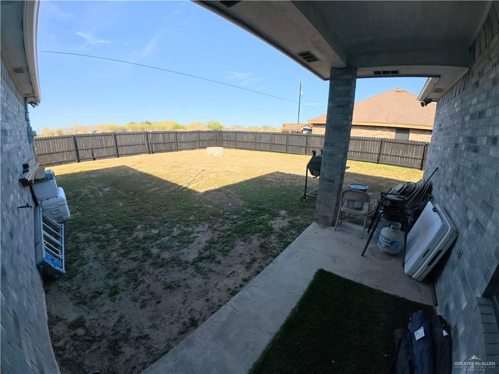 321 Gladiola Drive Edcouch, TX 78538 - Photo 20 of 29 a view of a backyard with hardwood