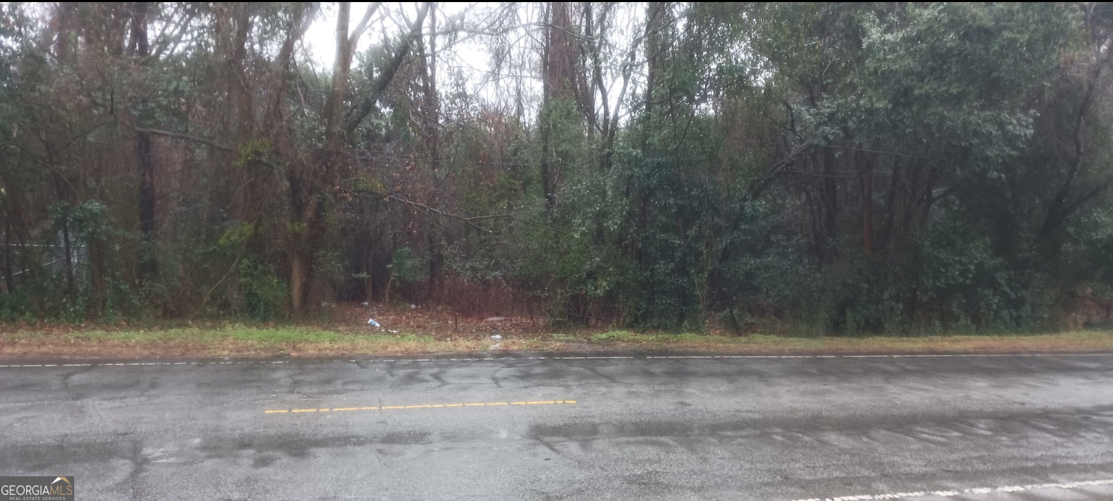 730 Shaw Road Fayetteville, NC 28303 - Photo 6 of 6 a view of a yard