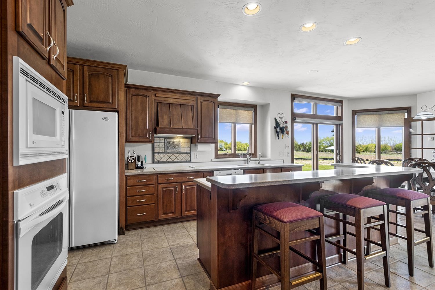W7415 Ridgetop Drive Neenah, WI 54956 - Photo 10 of 55