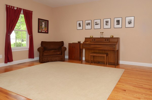 36 Village Road Sudbury, MA 01776 - Photo 8 of 26