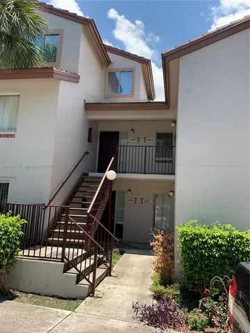 $1,900 | 14148 Southwest 93rd Lane, Unit 14148, Miami, FL 33186
