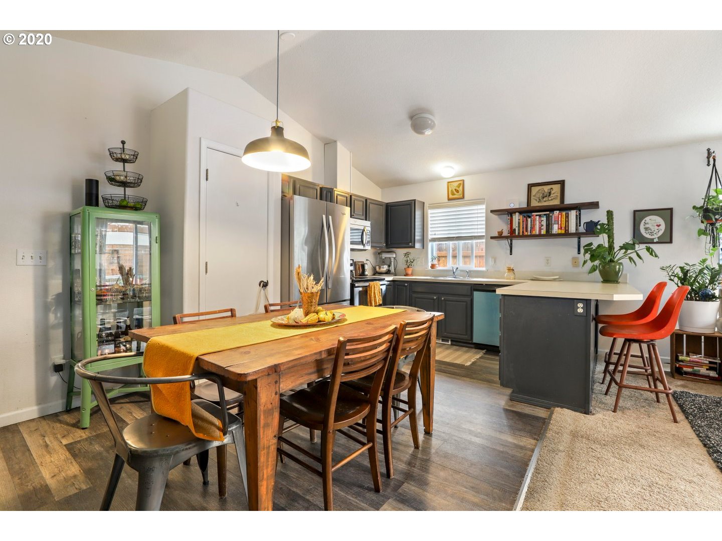 11756 Southeast Oak Street Portland, OR 97216 - Photo 13 of 30