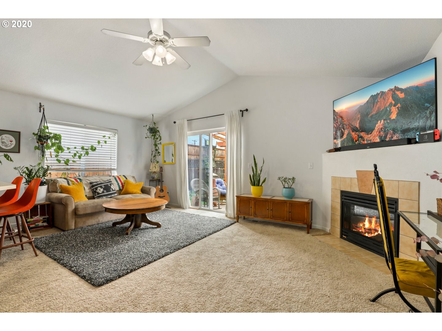 11756 Southeast Oak Street Portland, OR 97216 - Photo 4 of 30